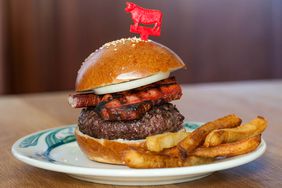 Peter Luger burger