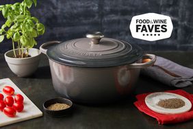 le creuset 7.25 quart dutch oven