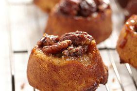 Pecan-Maple Sticky Rolls