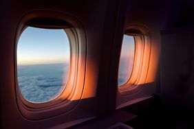 Plane windows