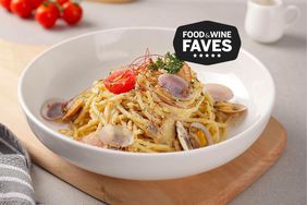 Sweese Pasta Bowls with pasta