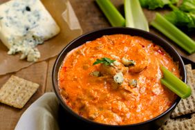 Buffalo chicken dip